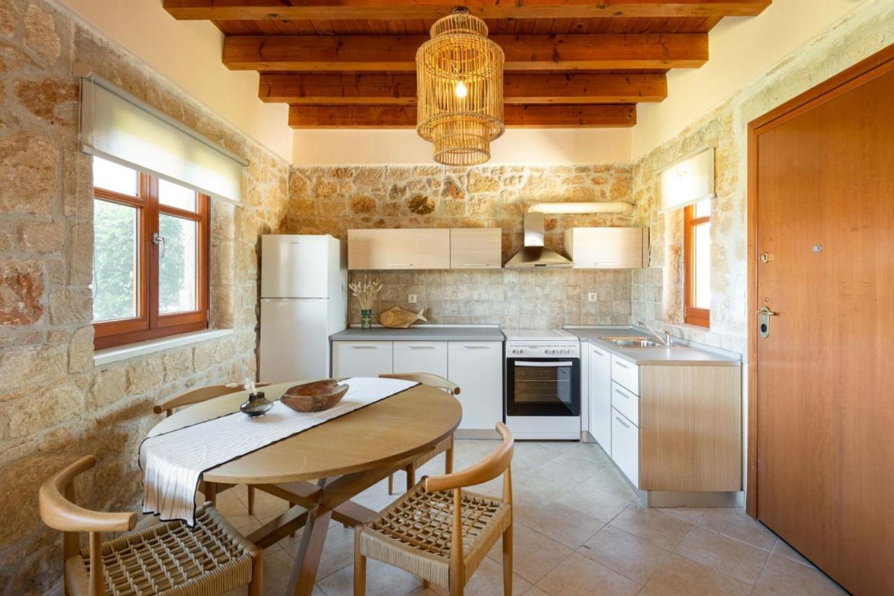 Rastoni Retreats #Feelslikehome Afytos Exterior photo