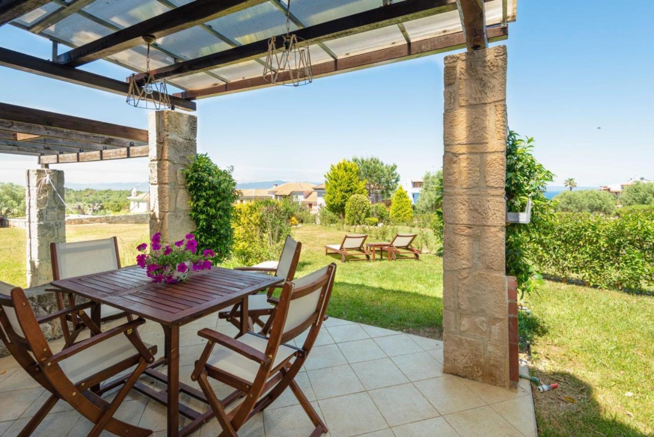 Rastoni Retreats #Feelslikehome Afytos Exterior photo