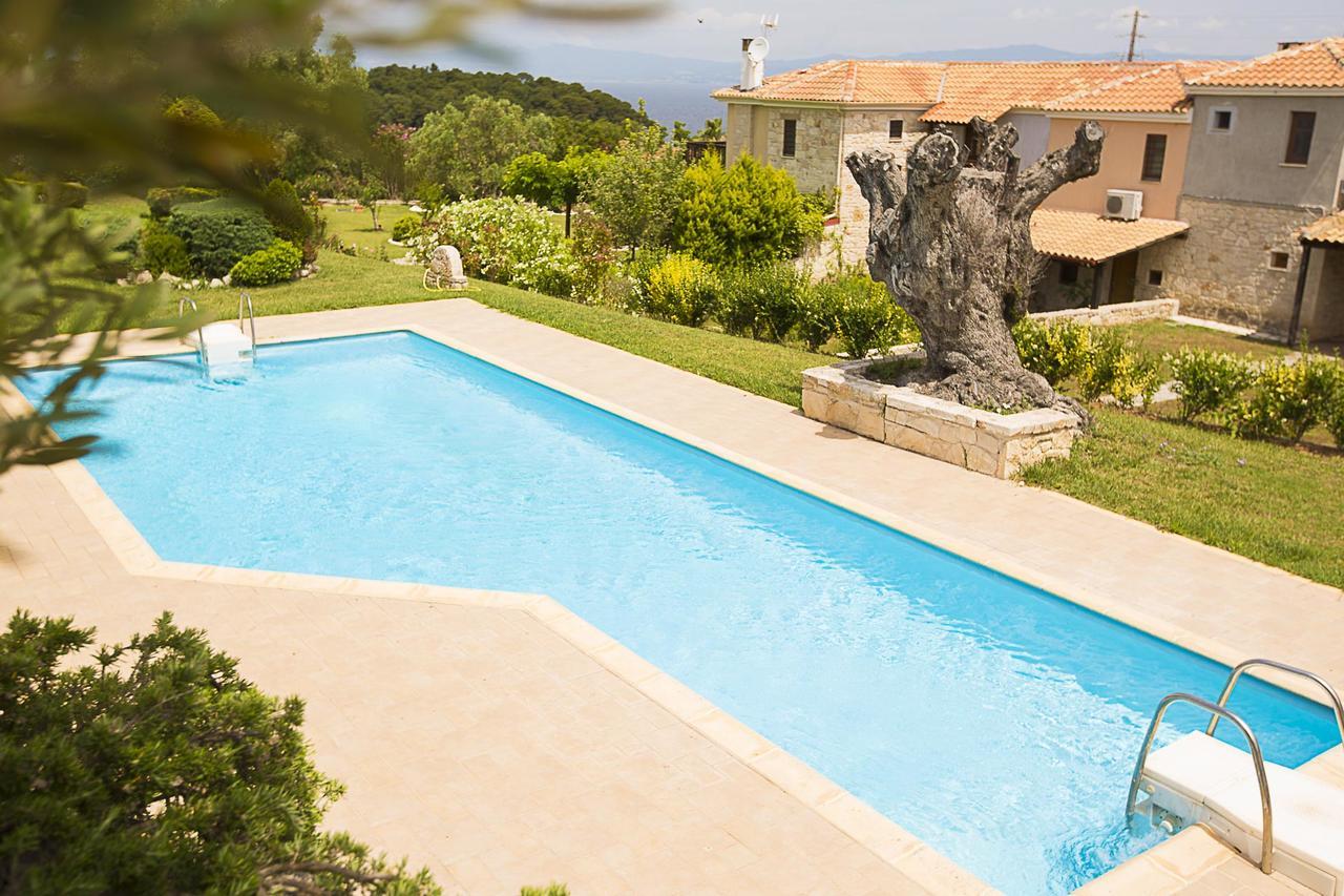 Rastoni Retreats #Feelslikehome Afytos Exterior photo